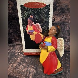 Hallmark Keepsake 1996 “Celebration of Angels” Kwanzaa #2 Angel Series